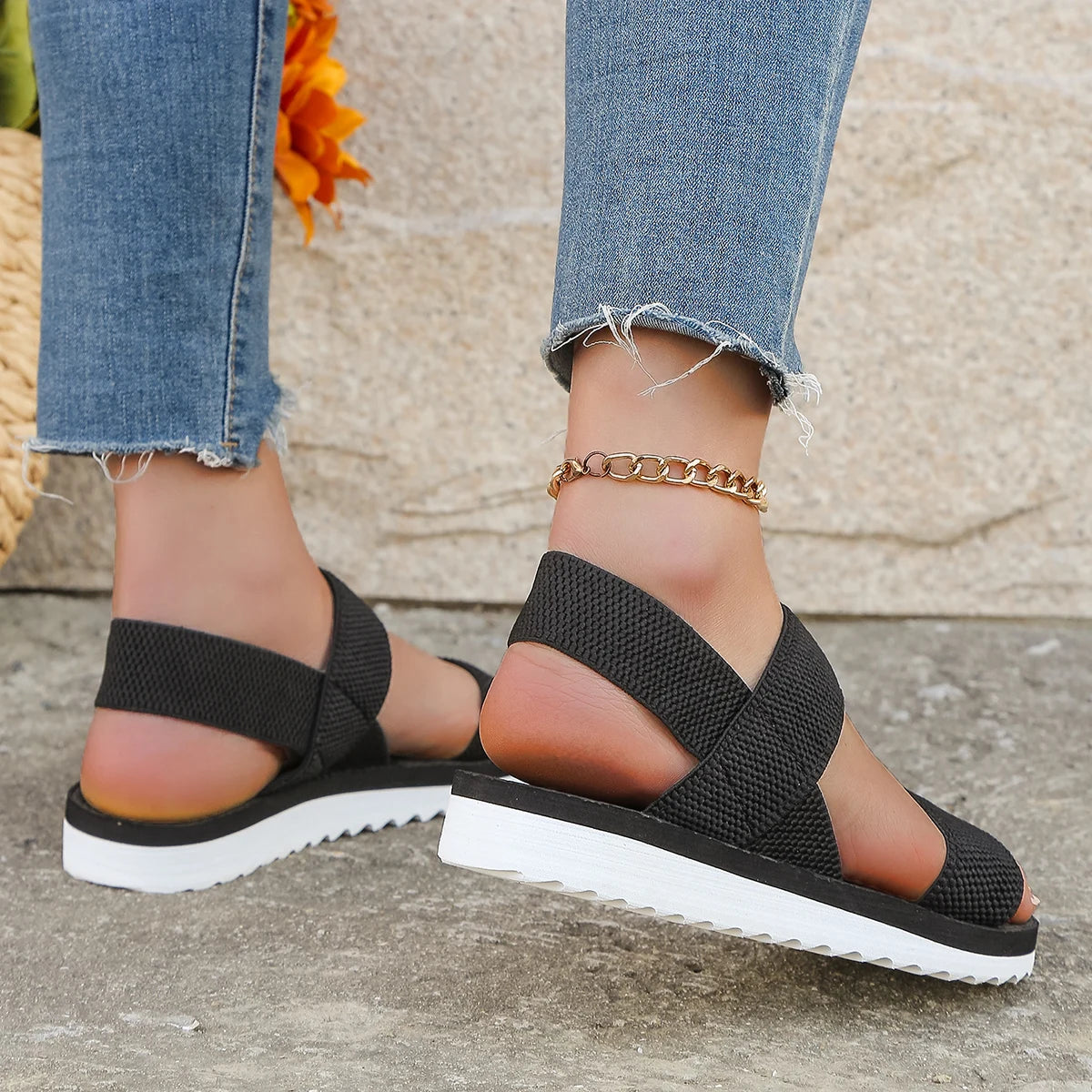 UrbanEase Flatform Sandals