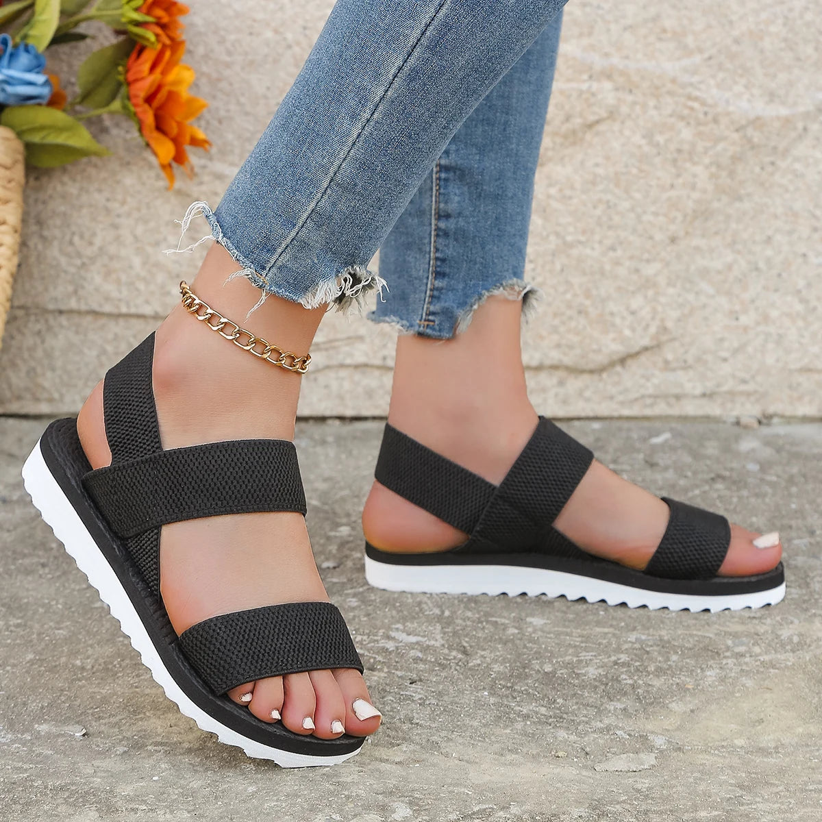 UrbanEase Flatform Sandals